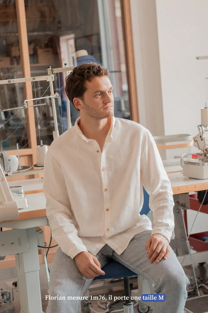 La chemise col boutonné blanche